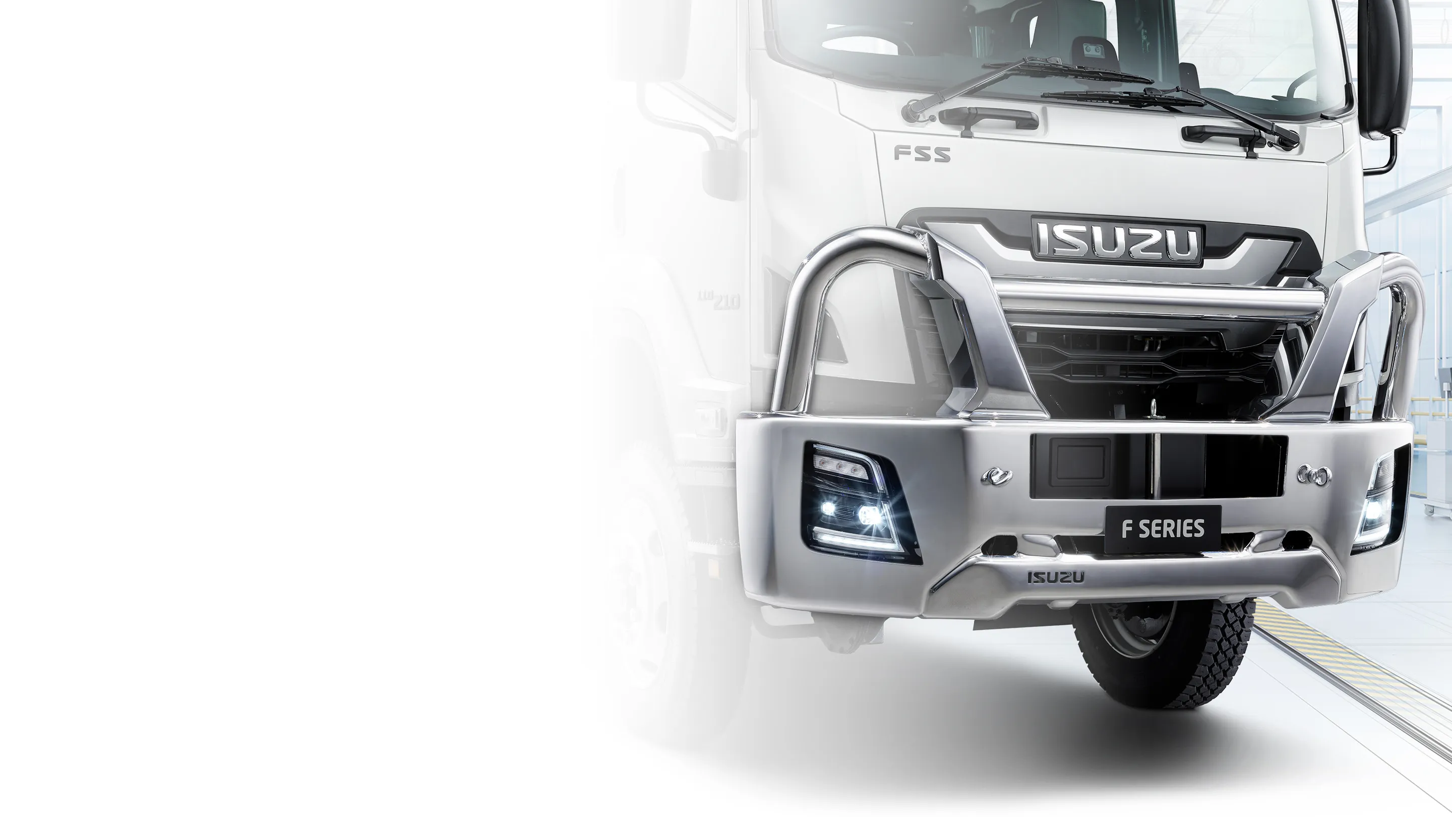 ISZS2856 4X4 Hero Desktop 1440X810 2X
